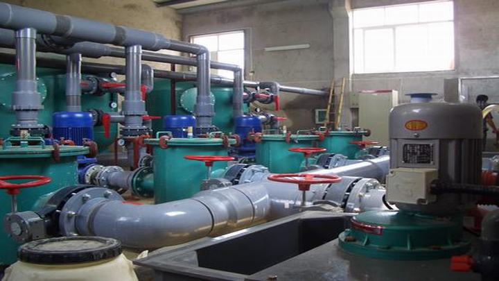 ʵ��ͼƬ����