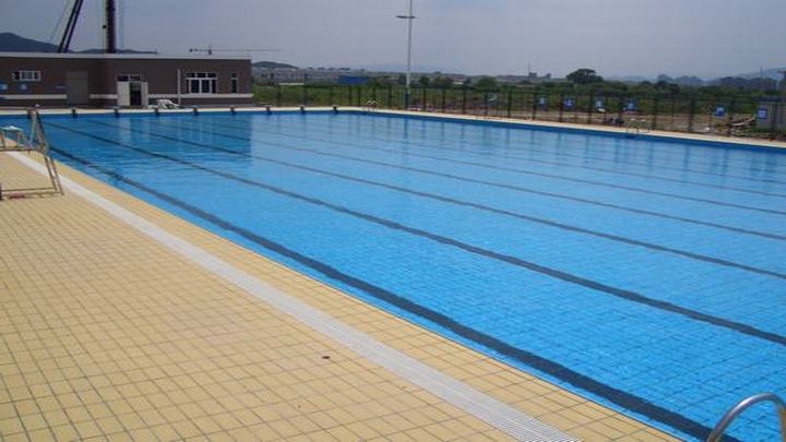 ʵ��ͼƬ����